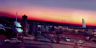 机场的日出