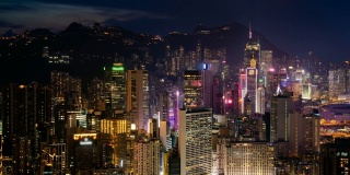 从早到晚，香港商业区和市中心的时间流逝