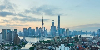 4K:上海天际线的日出到一天的时间流逝，中国
