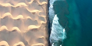 大加那利岛沙漠海岸线。鸟瞰图