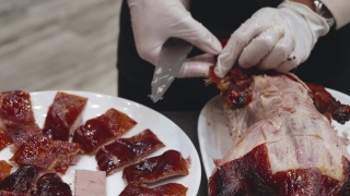 北京烤鸭——中国菜。视频素材模板下载