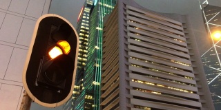 香港由绿灯转为红灯