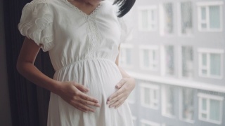怀孕和生育视频素材模板下载