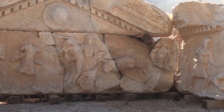 帕里翁古城的历史石棺。Canakkale