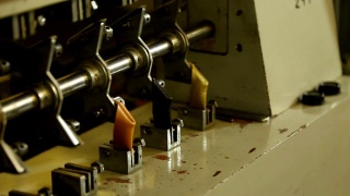 实验室质量控制鞋厂视频素材模板下载