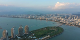 日落三亚市著名酒店度假岛湾航拍4k海南中国