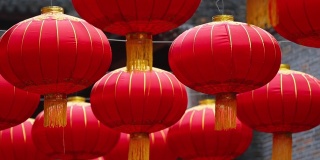 红色中国灯笼悬挂的特写