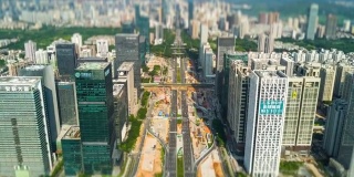 阳光明媚的一天深圳城市景观市中心交通街道建设航拍全景4k倾斜移位时间推移中国