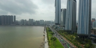 晴朗的一天，珠海城著名的海湾，澳门观景航拍全景4k中国