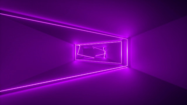 穿越无尽的走廊，紫色的霓虹灯，发光的线条，紫外线，紫色的框架，抽象的霓虹灯背景，虚拟现实界面，移动隧道内