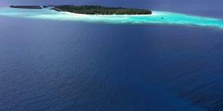无人机在马尔代夫度假胜地