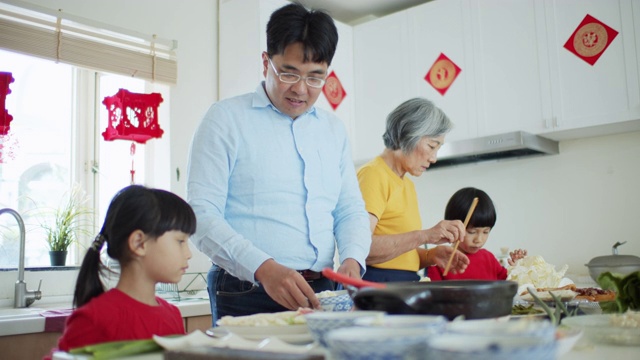 亚洲家庭烹饪