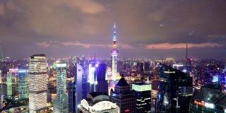4K:上海陆家嘴景观日落到夜晚的时间流逝，中国