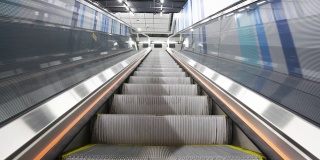 香港地铁自动扶梯