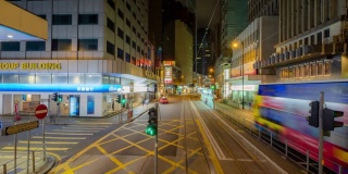 香港中区夜间有轨电车的超时空影像