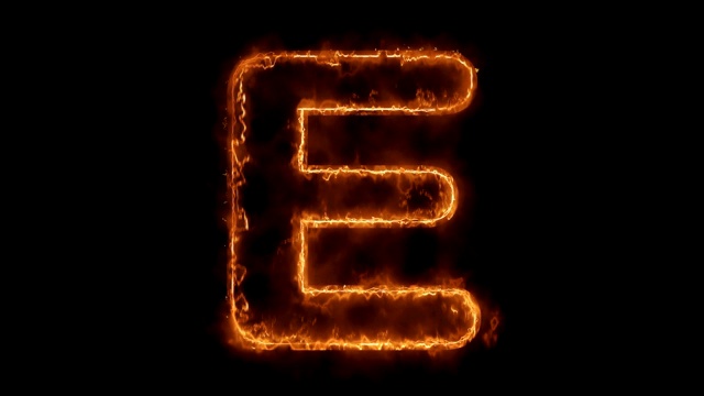 字母E单词热动画燃烧真实的火焰火焰循环。