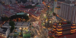 日落夜光新加坡城中国城交通街道航拍全景4k
