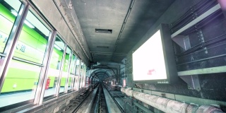 T/L WS POV列车通过隧道