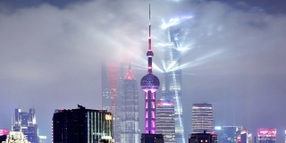 4K:上海摩天大楼夜景，中国