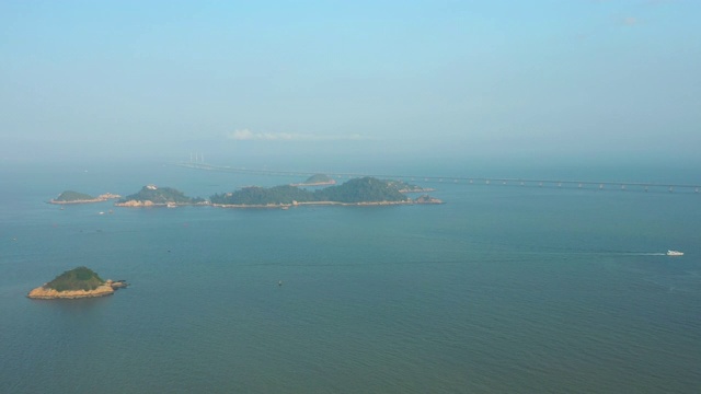 日落时间珠海城市岛屿澳门香港大桥航拍全景4k中国