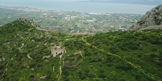 从希腊山上的堡垒观看