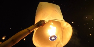 泰国，彝蓬节，放放灯笼