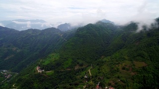 秦岭山村鸟瞰图，陕西，中国。视频素材模板下载