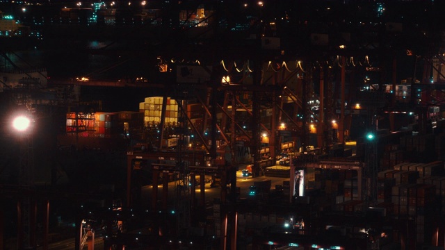 4k Dci中国香港青衣国际货柜码头夜间时间间隔，物流