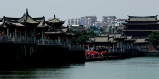 中国著名历史建筑:广济桥
