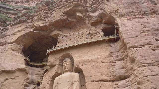 中国甘肃冰灵石窟寺的中国古代佛像。联合国教科文组织世界遗产