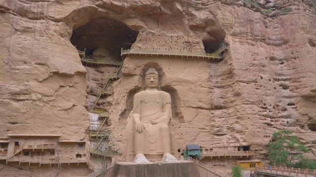 中国甘肃冰灵石窟寺的中国古代佛像。联合国教科文组织世界遗产