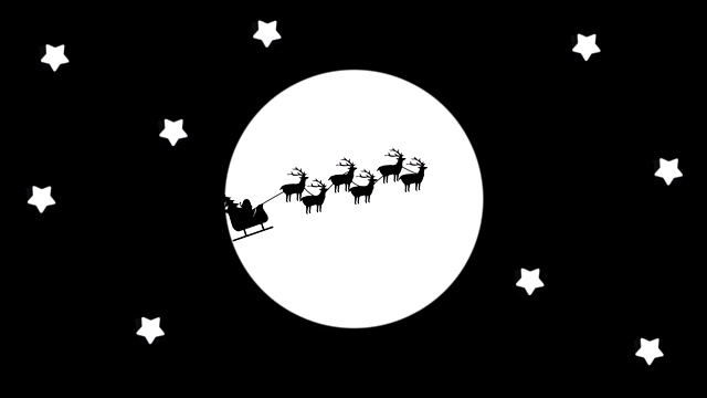 4K圣诞老人和驯鹿是飞行动画|可循环