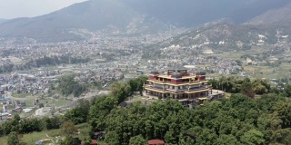 尼泊尔,加德满都。Kopan修道院。航拍镜头