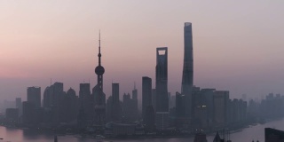 T/L ZI Shanghai Skyline at Dawn, from Night to Day /上海，中国