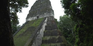 危地马拉的蒂卡尔玛雅神庙