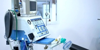 手术室的医用呼吸机。