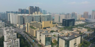 晴天成都市著名的全球中心区交通街道十字路口航拍全景4k中国