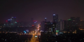 夜景时间照亮成都市中心交通街道航拍4k中国全景图