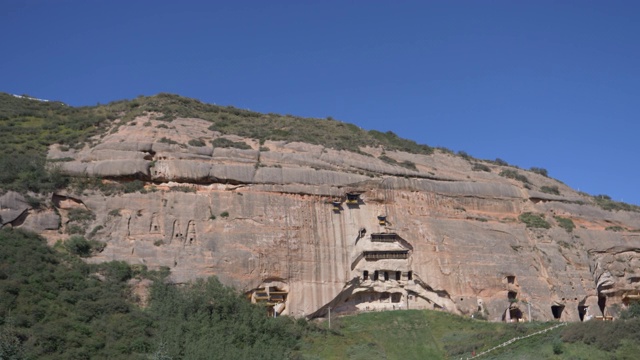 中国甘肃张掖的石窟马提寺景色优美。