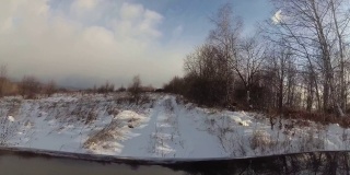 越野车在喀尔巴阡的冬季旅行