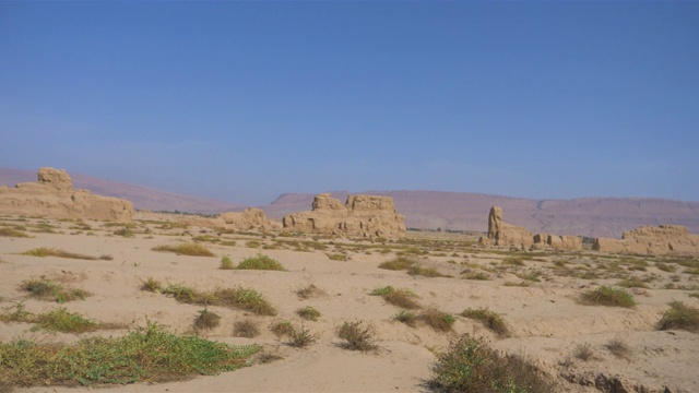 中国新疆吐鲁番高昌遗址景观。