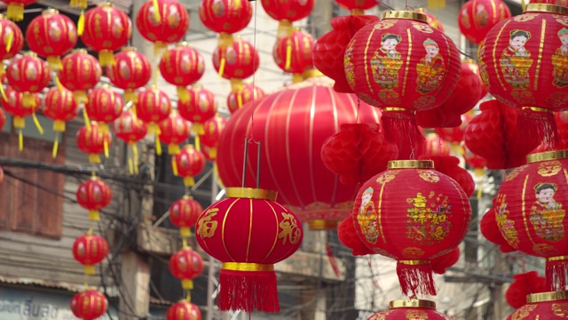 4 k slowmotion。中国的灯笼和舞龙在中国新年。