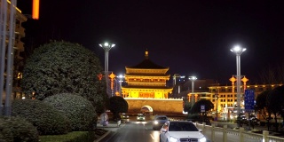 在中国春节期间的夜晚，西安，中国。
