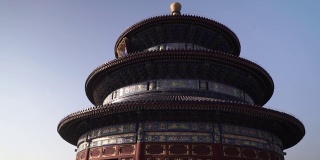 祈年殿位于北京天坛，在冬天阳光明媚的日子里。中国传统文化。稳固射击