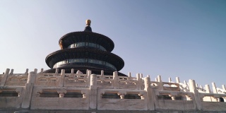 祈年殿位于北京天坛，在冬天阳光明媚的日子里。中国传统文化。稳固射击