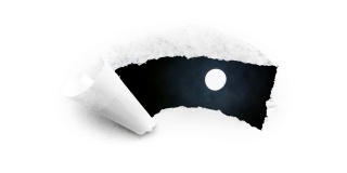 这是一段充满创意的4k时长的视频，视频中，夜空中一轮闪亮的满月和漂浮的云，通过一个白色纸上的边缘撕裂的洞可以看到。