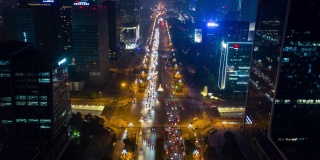 夜光成都市中心交通街道十字路口航拍延时全景4k中国