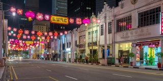 在新加坡华埠街，有很多商店和旅游购物。新加坡的佛牙舍利