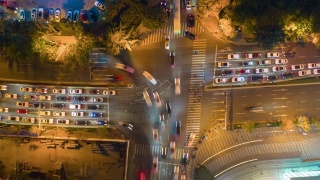 夜光青岛市中心交通十字路口空中延时全景4k中国视频素材模板下载