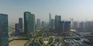 飞行飞越杭州市滨江公园广场建设区4k中国航拍全景图